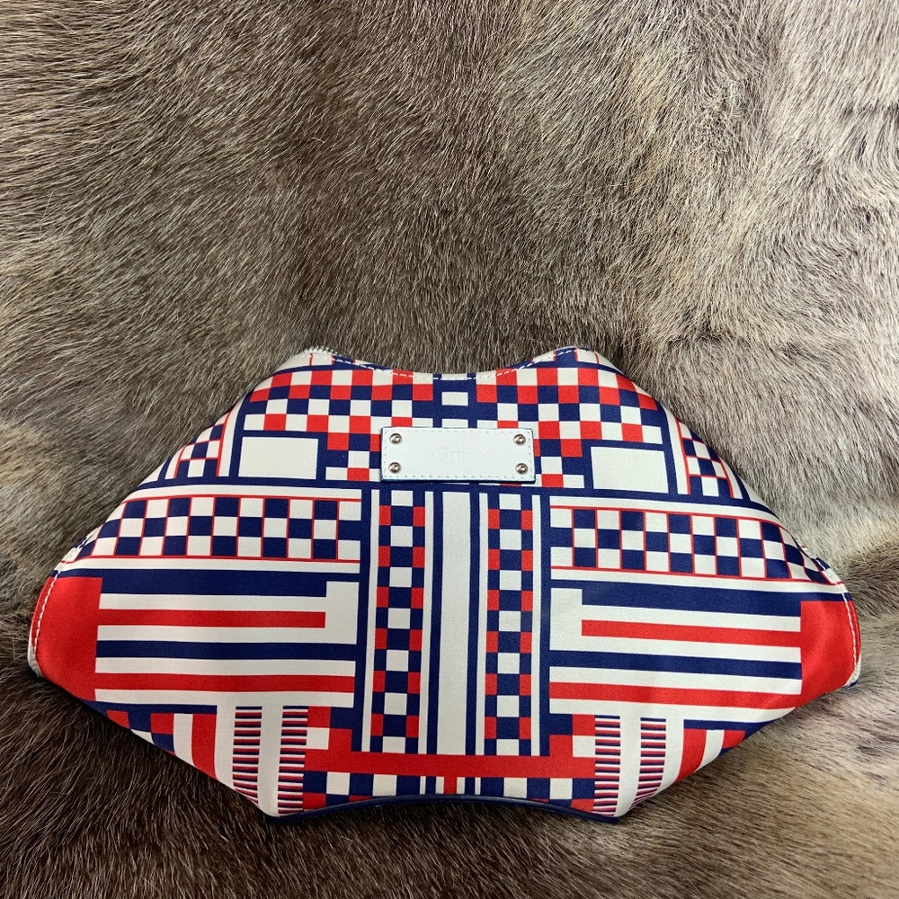 ALEXANDER MCQUEEN GEOMETRIC PRINT DE MANTA CLUTCH